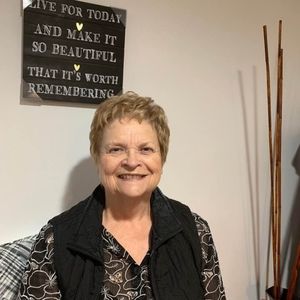 Meet your Posher, Lynne